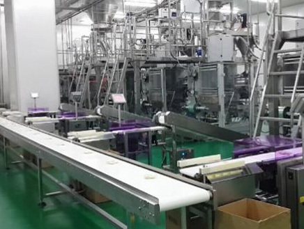 速凍食品包裝機(jī)客戶現(xiàn)場(chǎng)